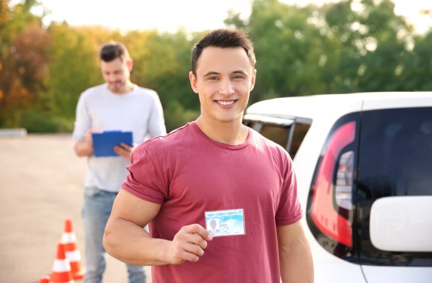 Kiedy autobus ma pierwszeństwo? Podstawowe zasady ruchu drogowego.